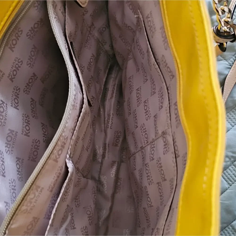 Mustard Yellow Michael Kors Women's Tote Bag